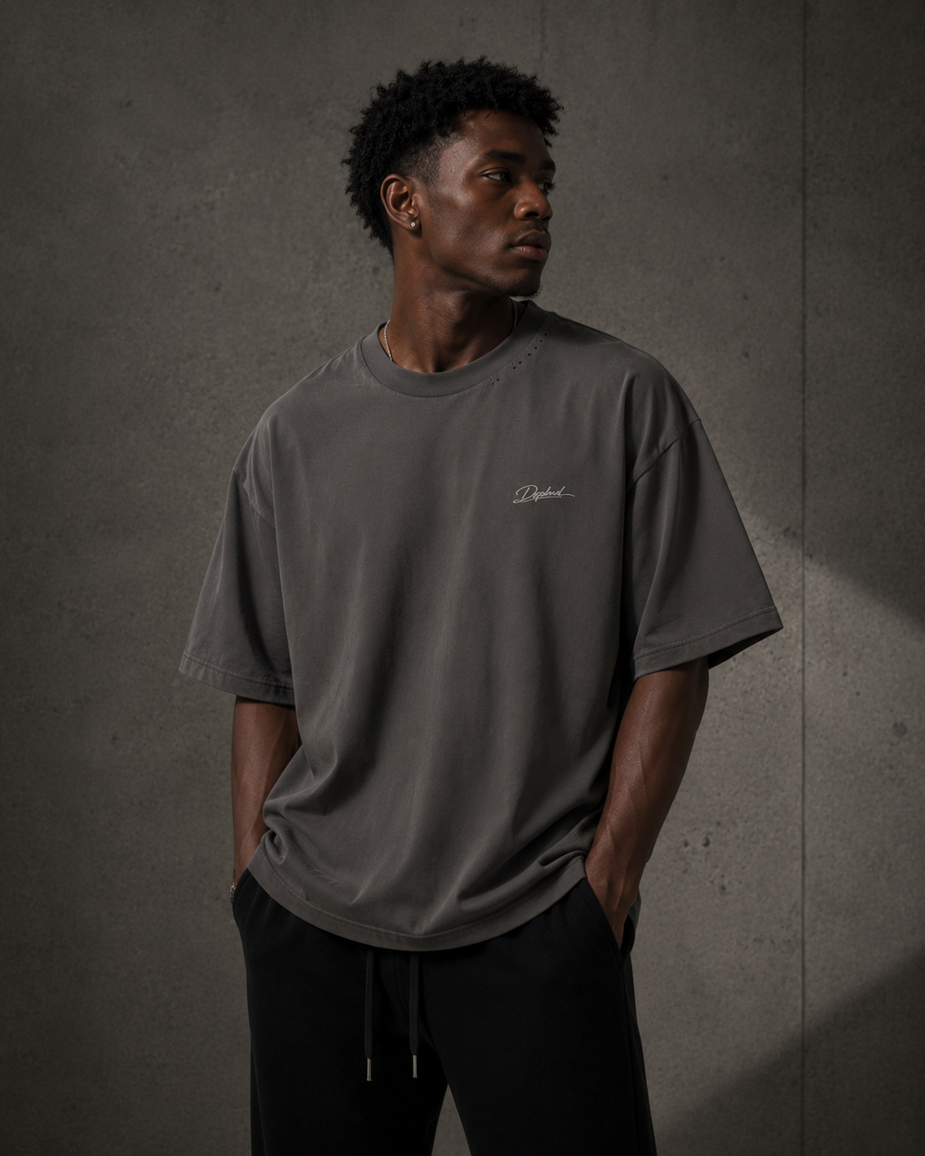 SIGNATURE EMBROIDERED TEE